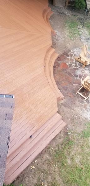 DECK FINISHED ON POOL SITE